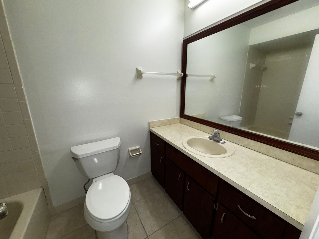 21411 Sw Honeysuckle St - Photo 7 of 15