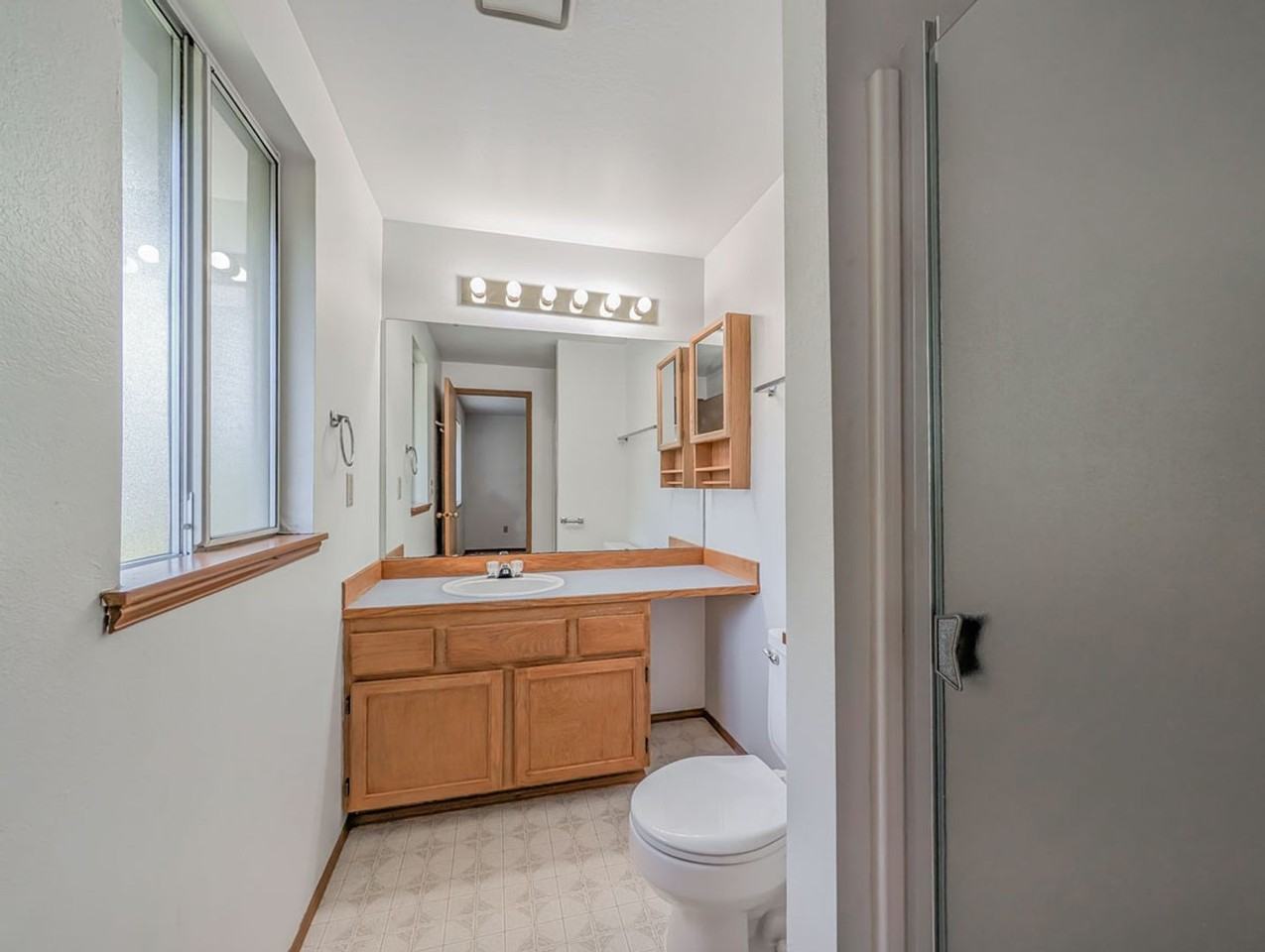 6317 71st St Ne - Photo 7 of 14