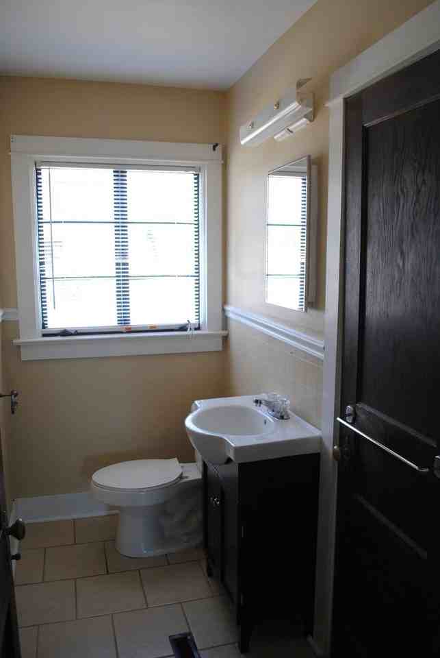 105 N 14th St - Photo 2 of 14