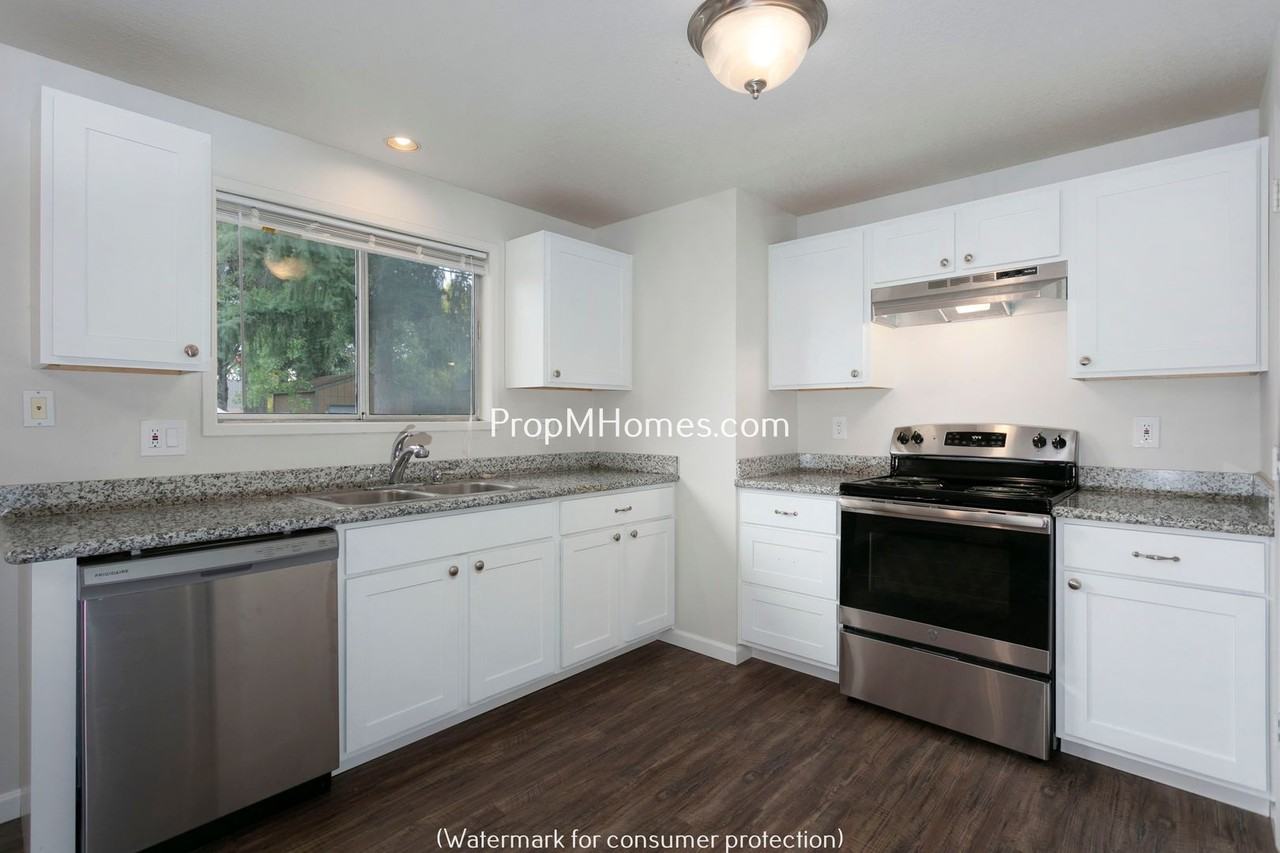 20849 Sw Longacre St - Photo 6 of 23