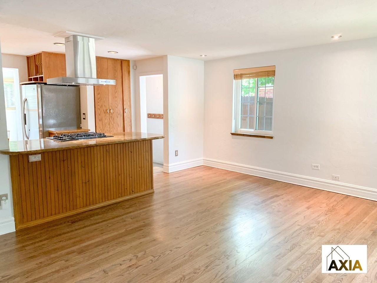 932 Pontiac St - Photo 3 of 16