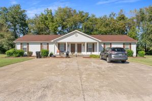 featured image of 640 Forest Circle Dr