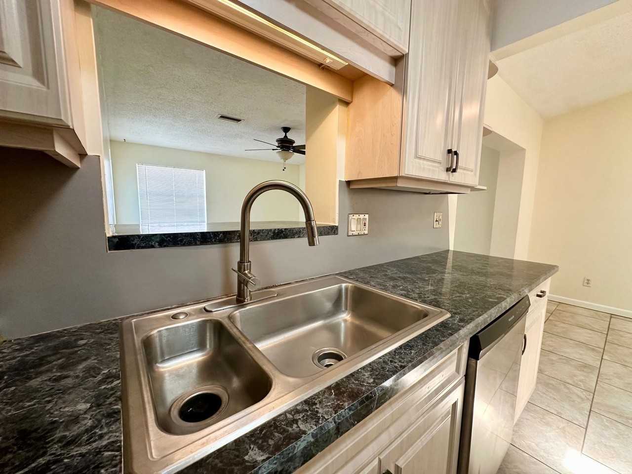 9099 108th Ave - Photo 5 of 24