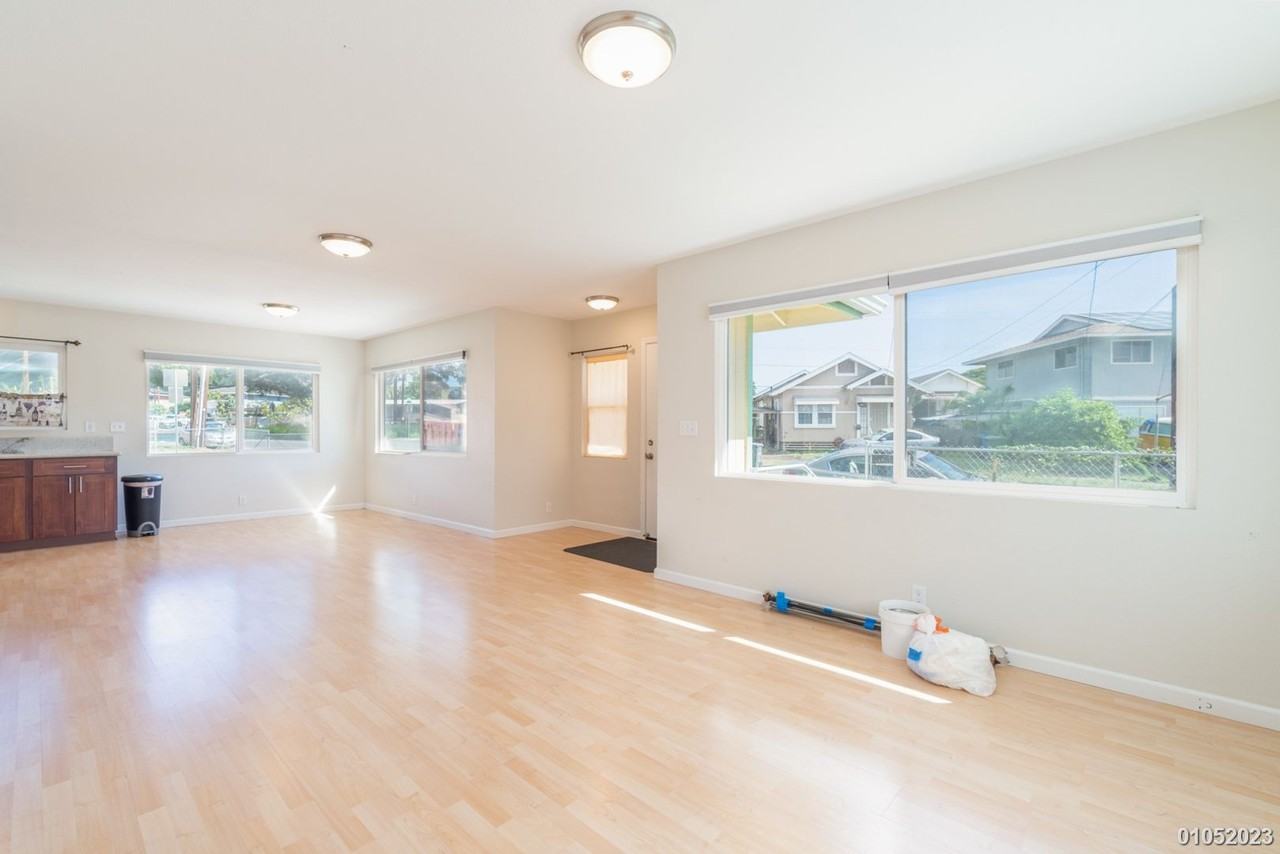 1270 Palolo Ave - Photo 6 of 24