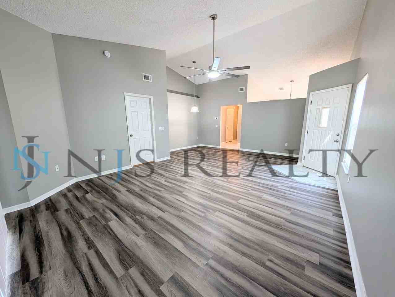 4246 Boston Cir - Photo 6 of 21