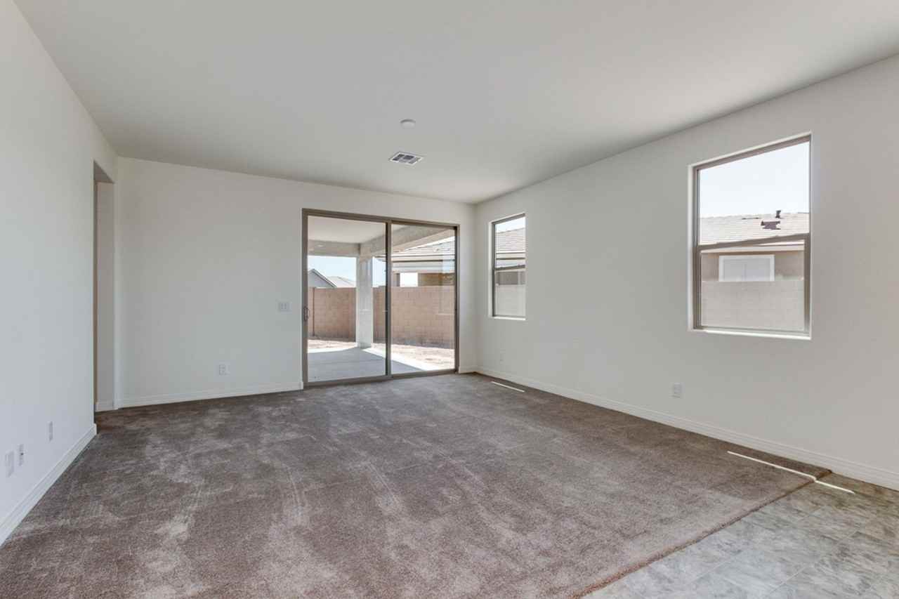 1674 N Hester Trl - Photo 5 of 42