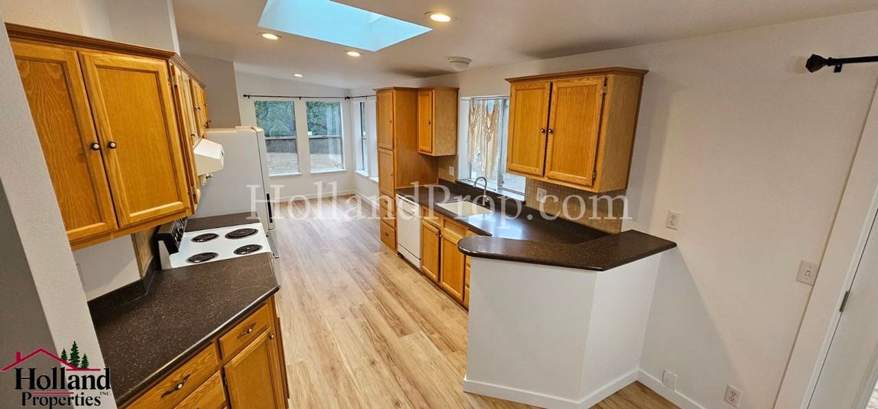 15984 S Leland Rd - Photo 7 of 8