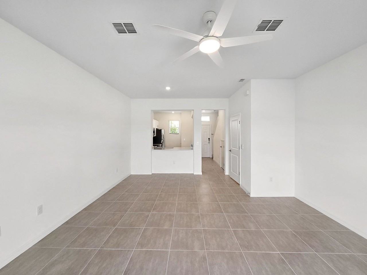 6322 Whetstone Ct - Photo 3 of 21