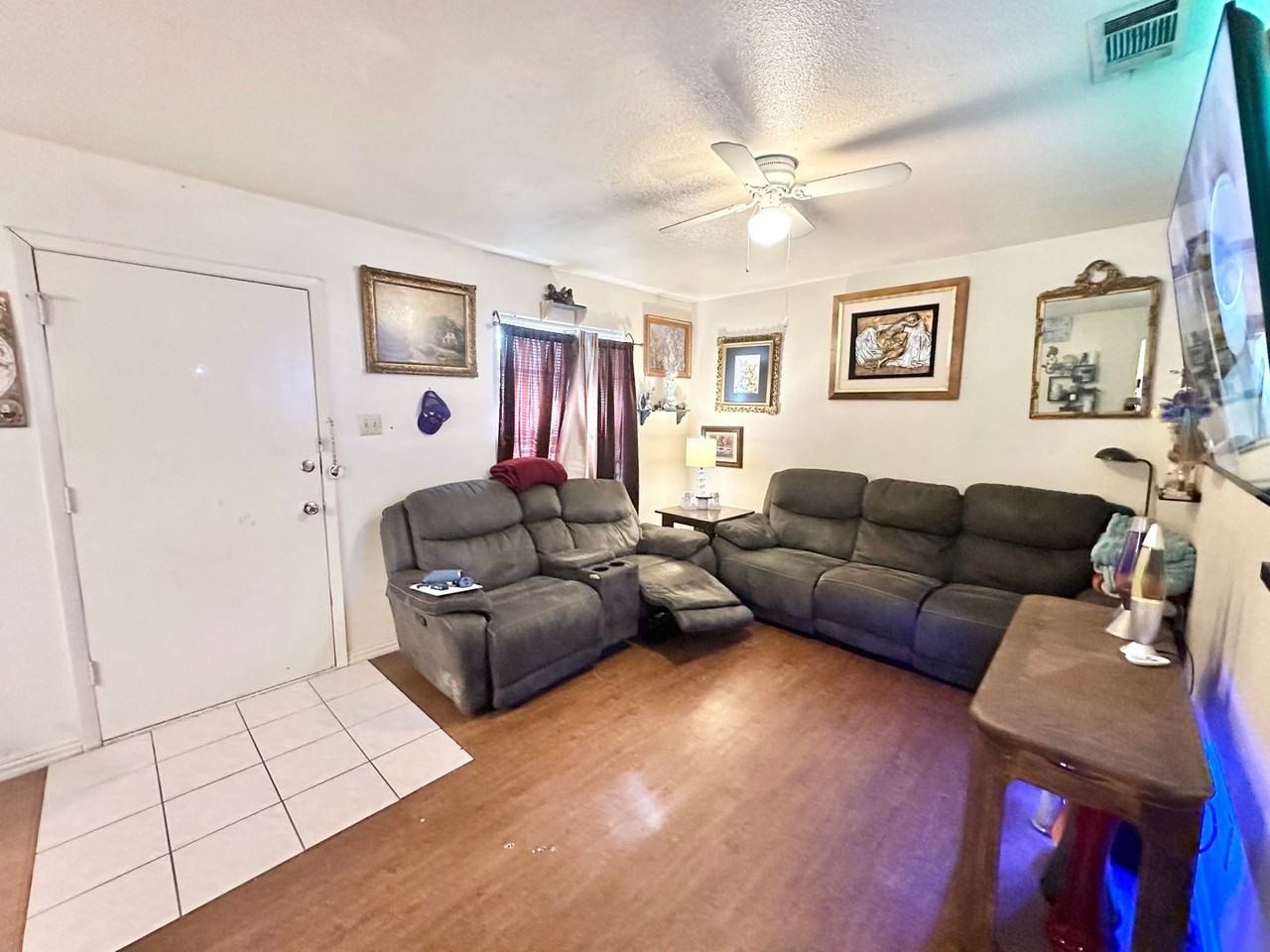 915 N 7th St - Photo 3 of 19