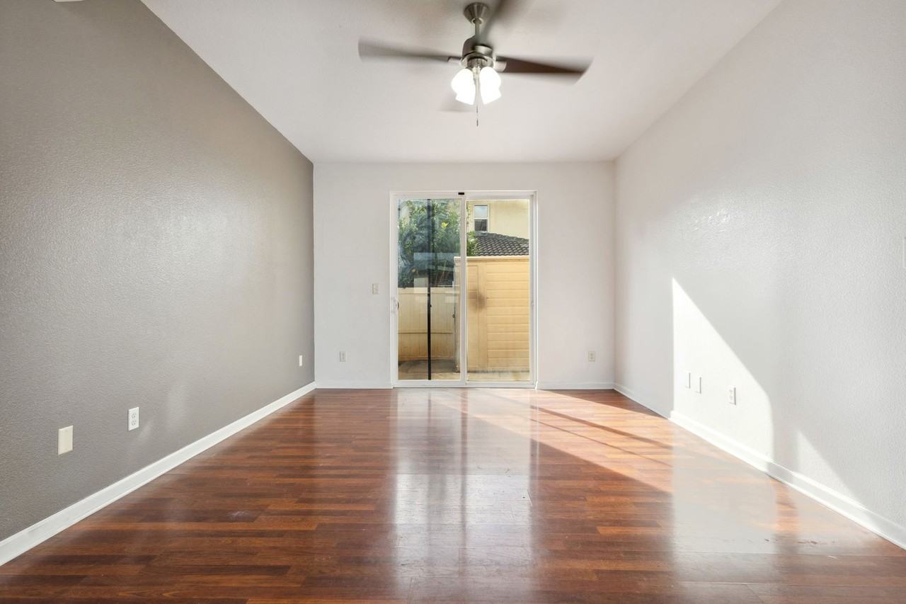 91-1068 Lanakoi St - Photo 3 of 21