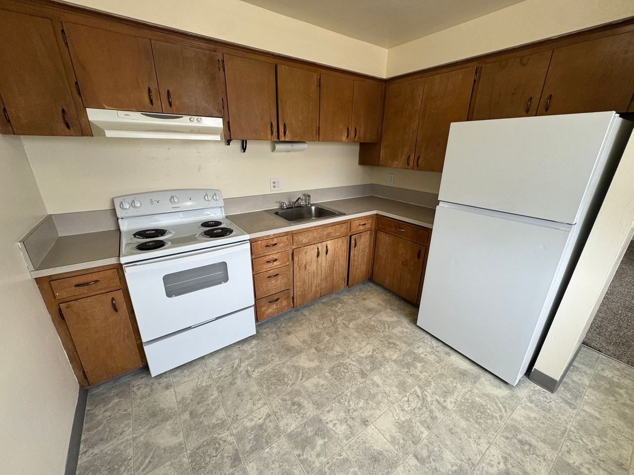 810 18th Ave Sw #05 - Photo 6 of 9