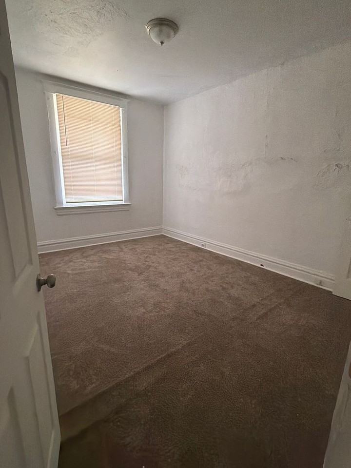 5339 Saint Louis Ave - Photo 5 of 9