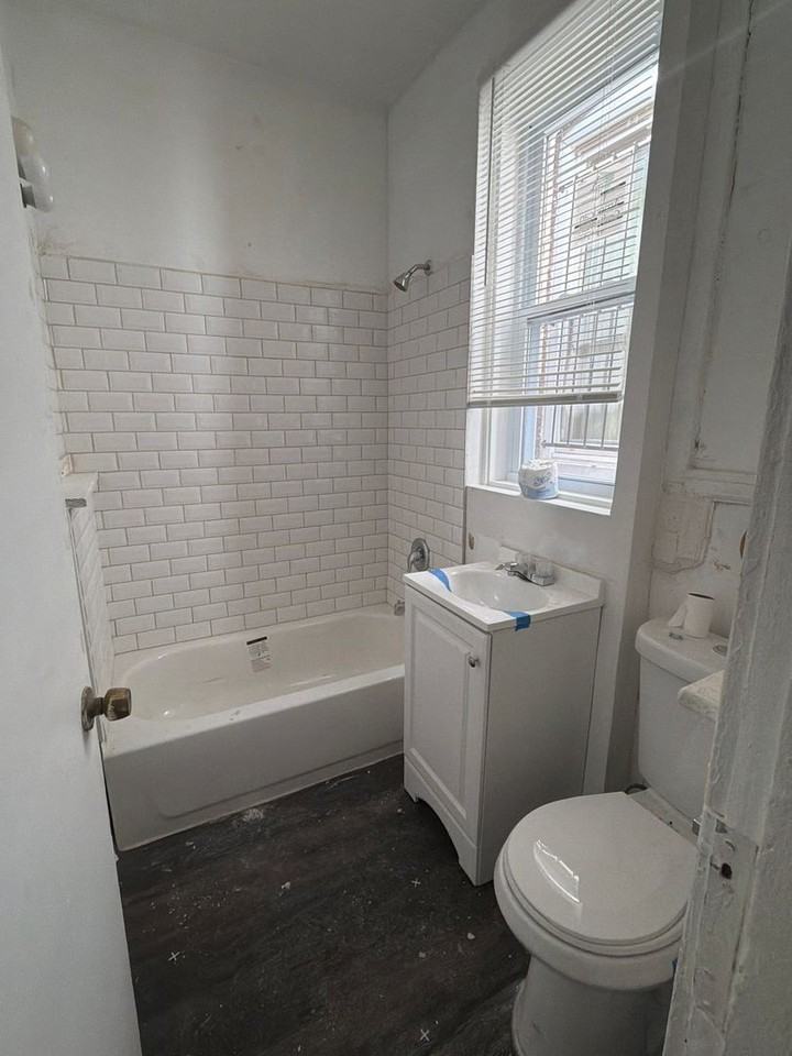 5339 Saint Louis Ave - Photo 6 of 9