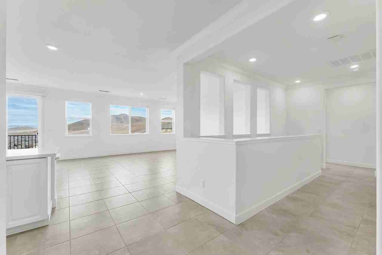 10513 Claim Jumper Way - Photo 7 of 42