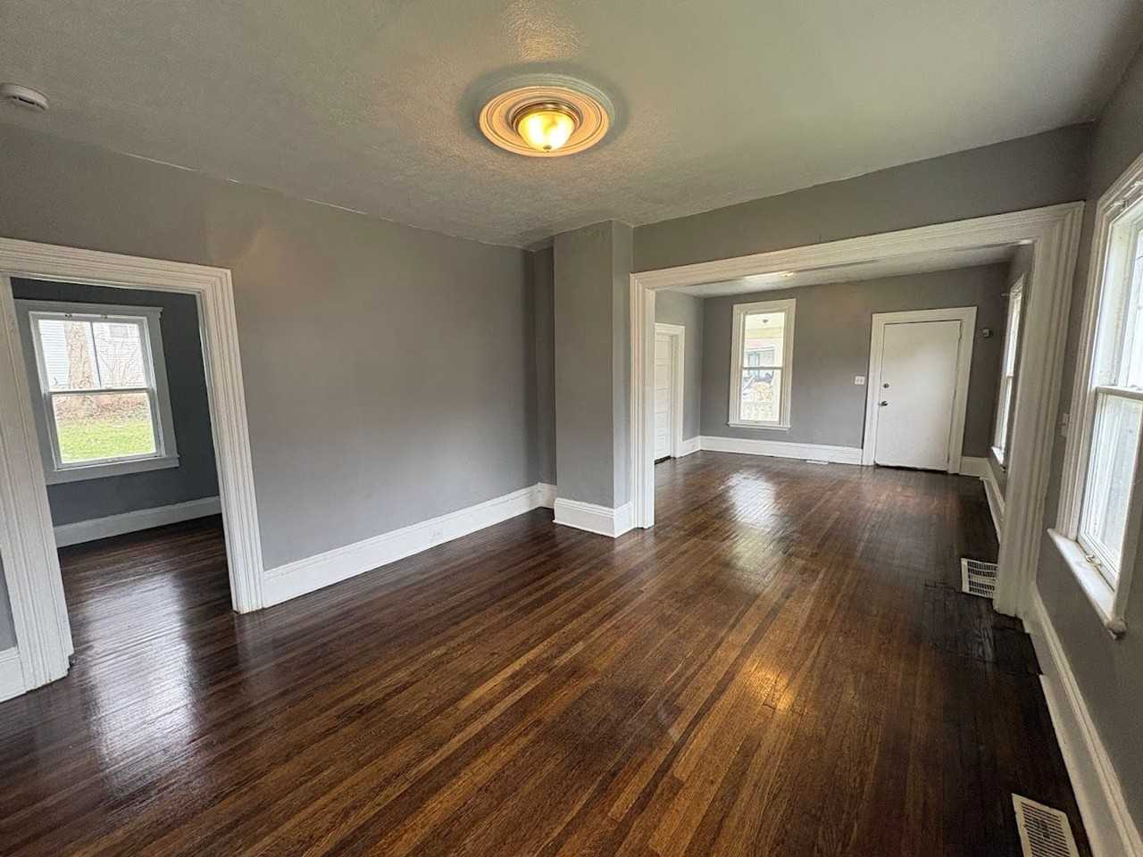 4139 E 95th St - Photo 3 of 12