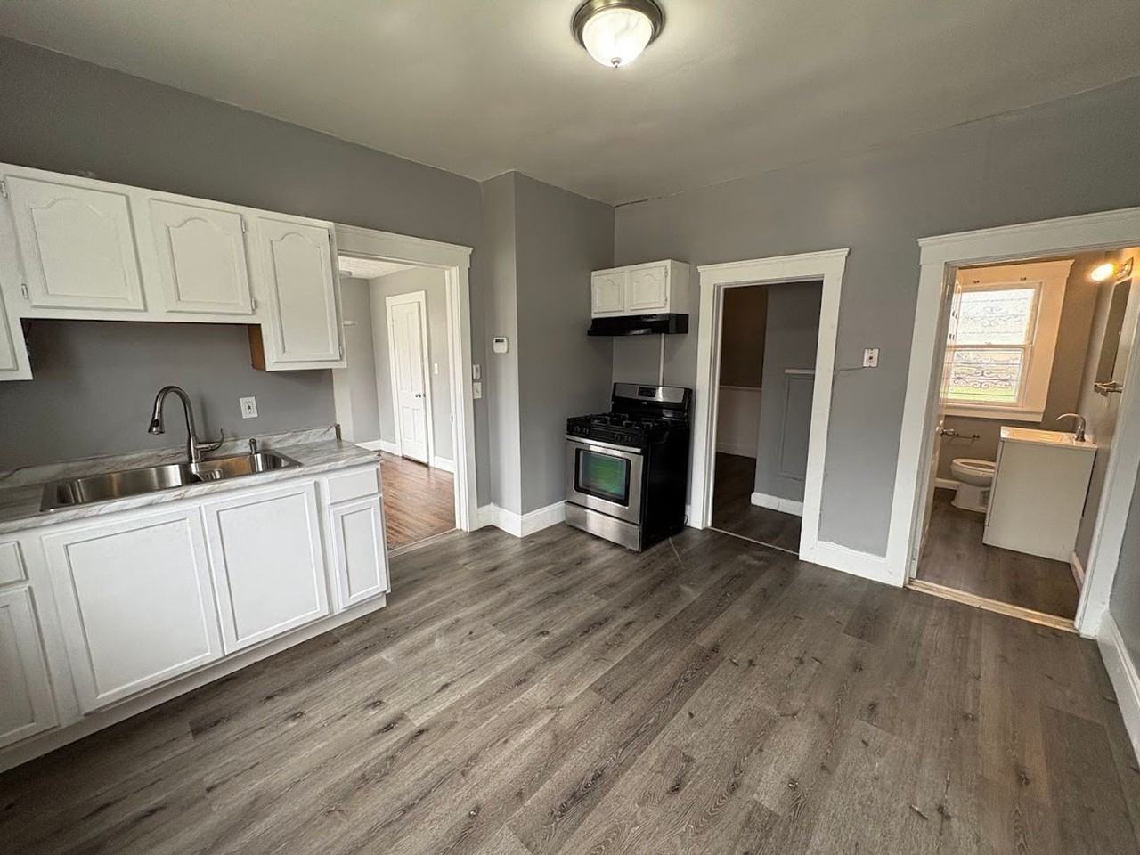 4139 E 95th St - Photo 6 of 12