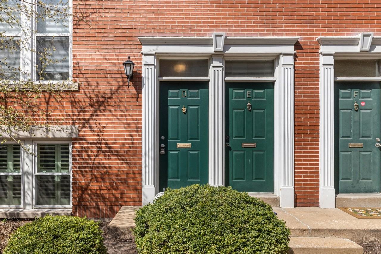 4375 Laclede Ave #D - Photo 4 of 21