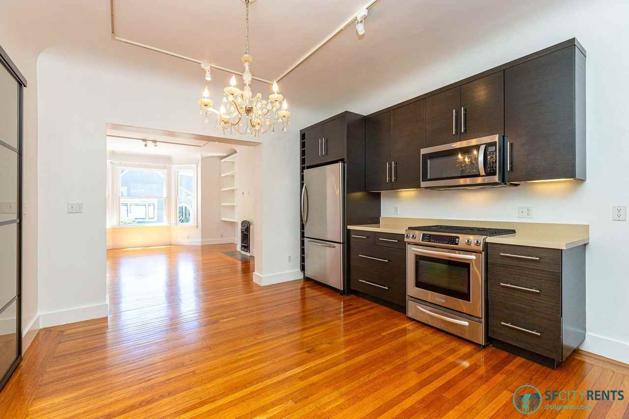 150 Delmar St #1 - Photo 7 of 17