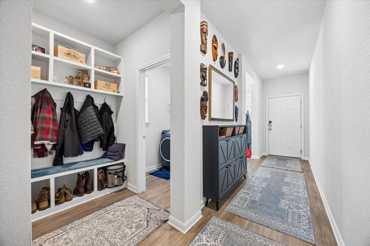 8300 Augeron Dr - Photo 3 of 16