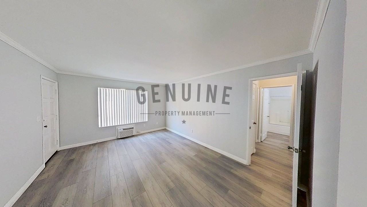 3523 W Savanna St - Photo 3 of 29