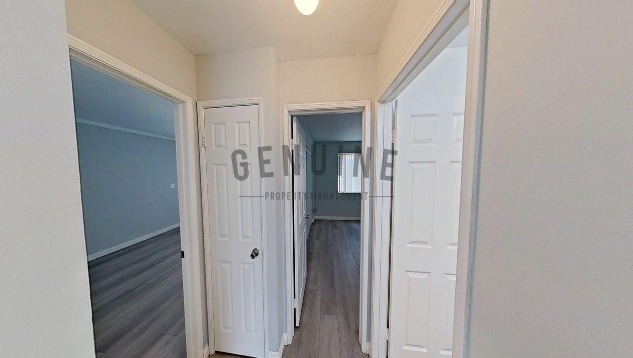 3523 W Savanna St - Photo 5 of 29