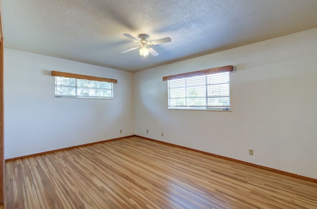 123 W Mckinley Ave - Photo 7 of 15