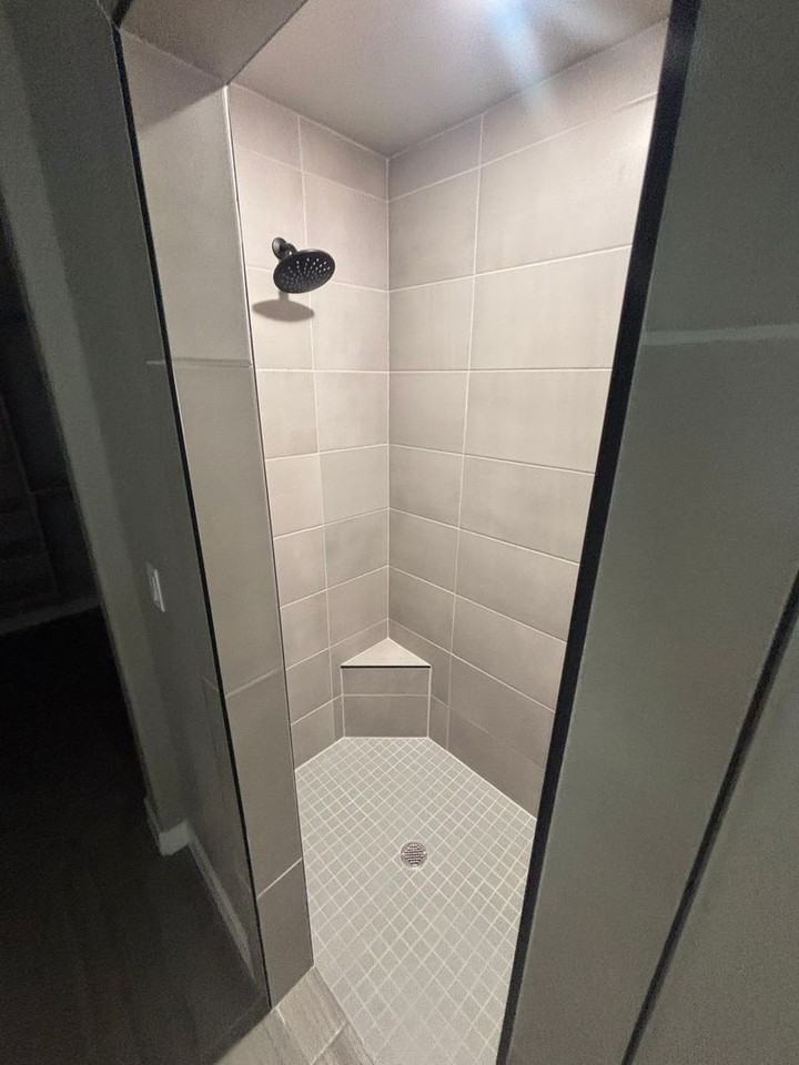 6261 Bayberry Rd - Photo 4 of 23