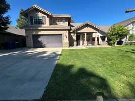 featured image of 985 Rosenthal Dr