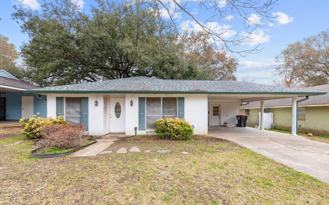 137 Amber St - Photo 1 of 1