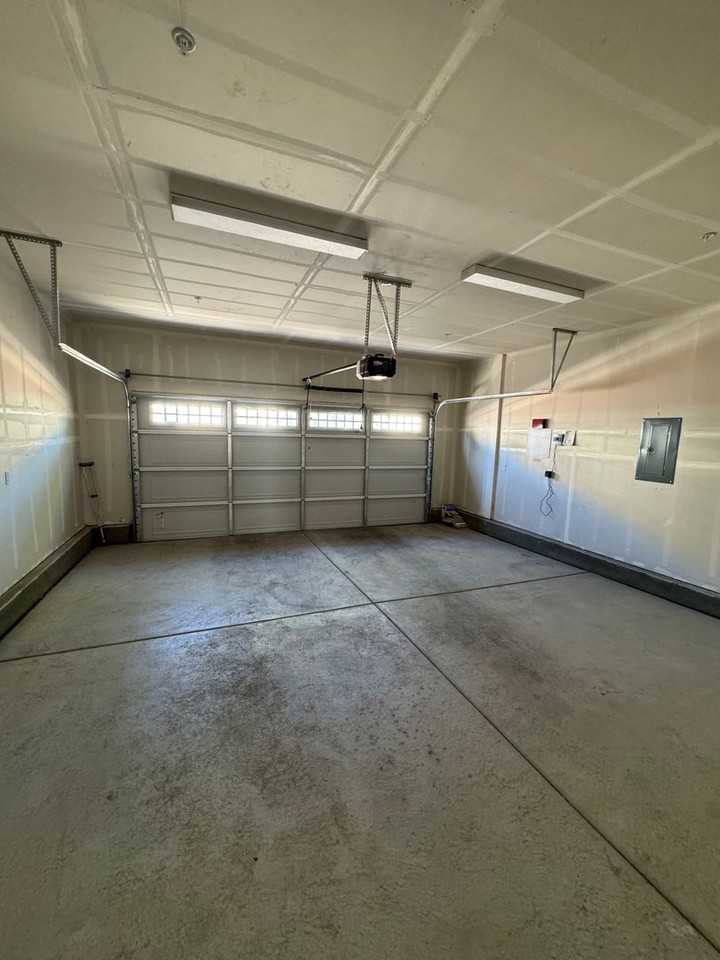 8636 Starburst Way - Photo 7 of 16