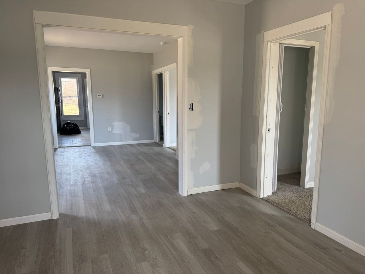 5342 Cooper St - Photo 3 of 9