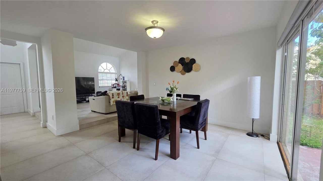 15856 Sw 112th Ter - Photo 3 of 17