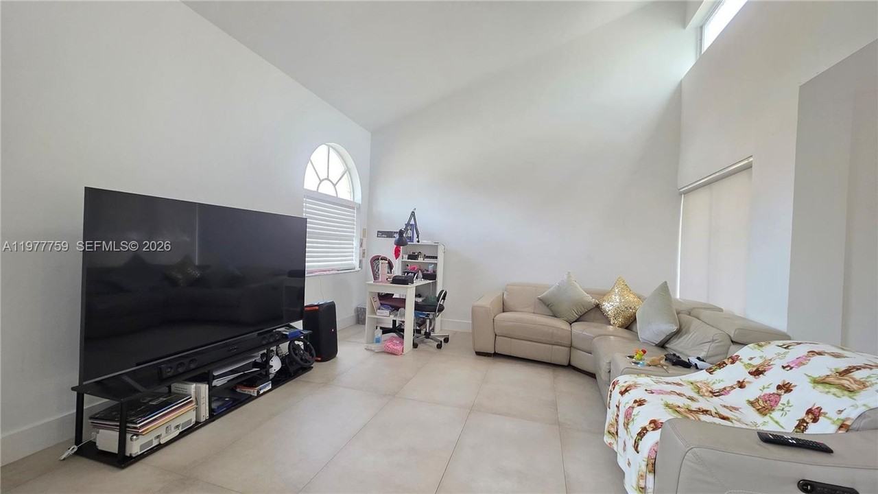15856 Sw 112th Ter - Photo 6 of 17