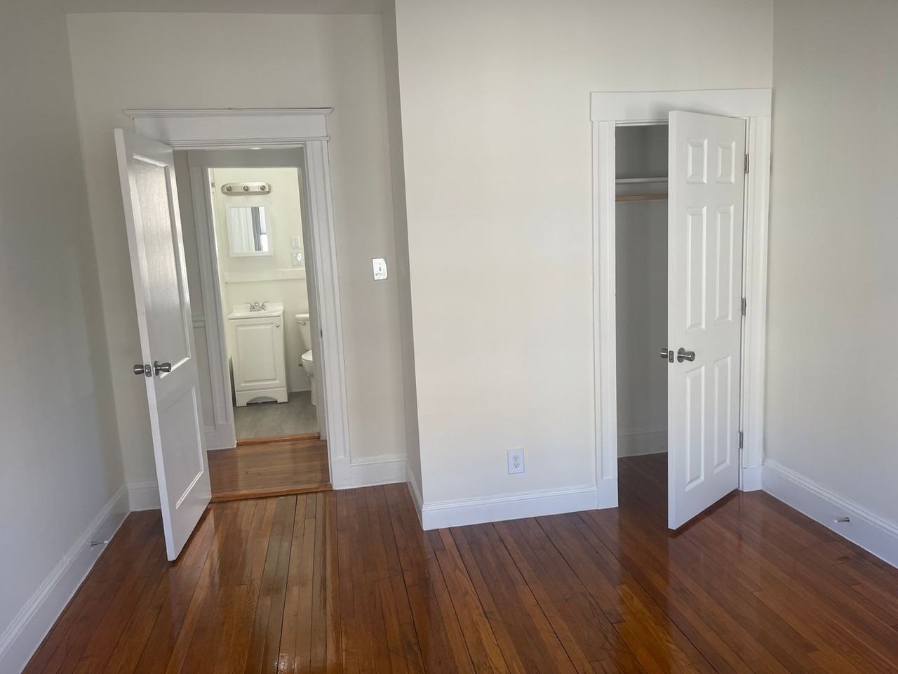 215 Kelton St - Photo 7 of 8