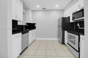 featured image of 11740 Sw 182nd Ter