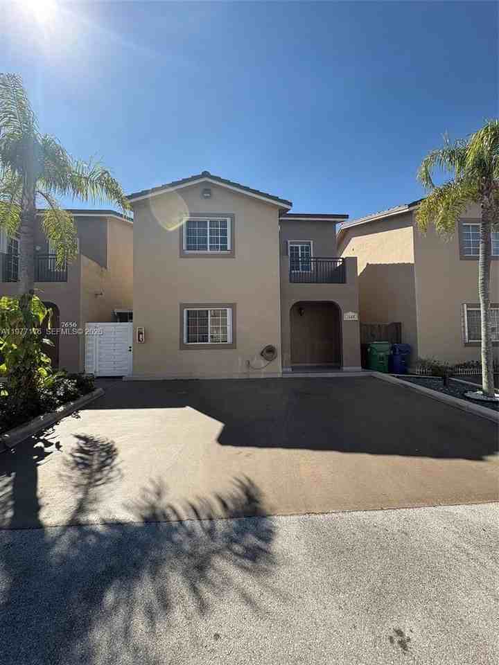 7664 Nw 182nd Ter - Photo 3 of 19