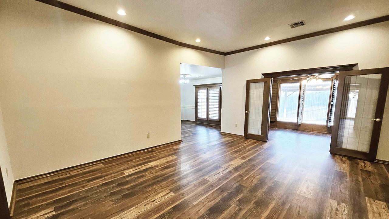 1225 Nw 198th St - Photo 5 of 49