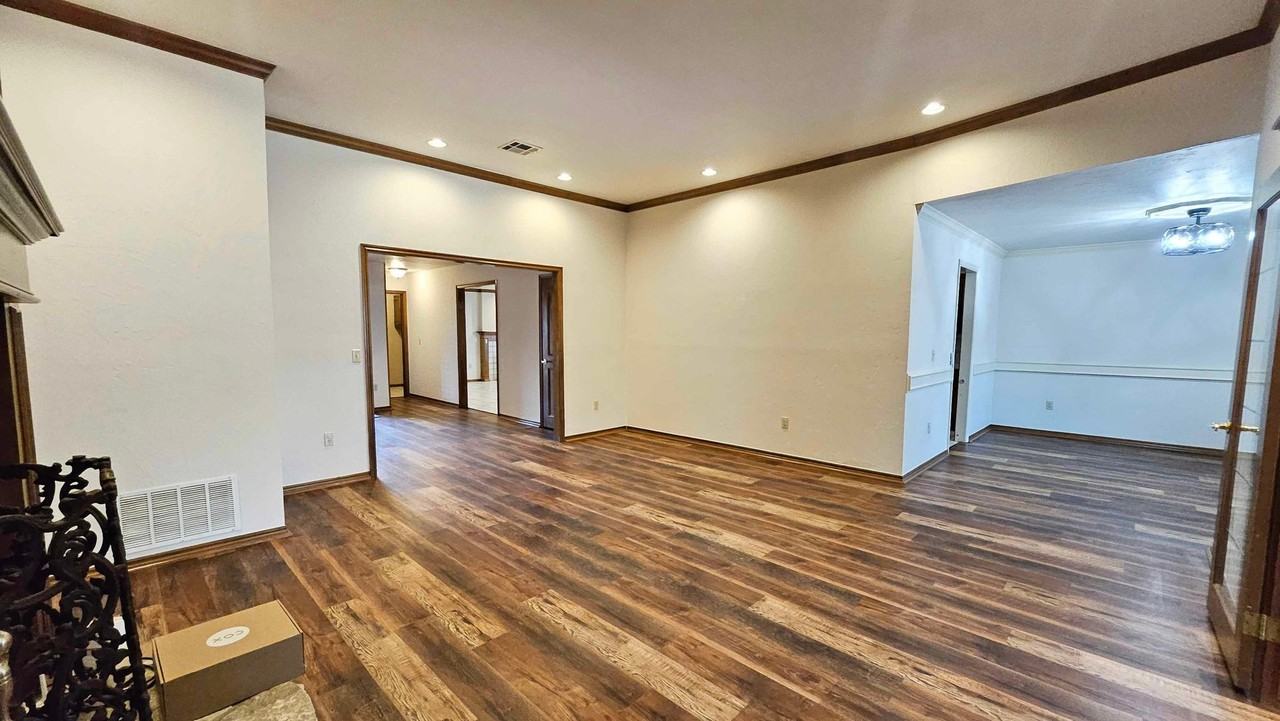 1225 Nw 198th St - Photo 6 of 49