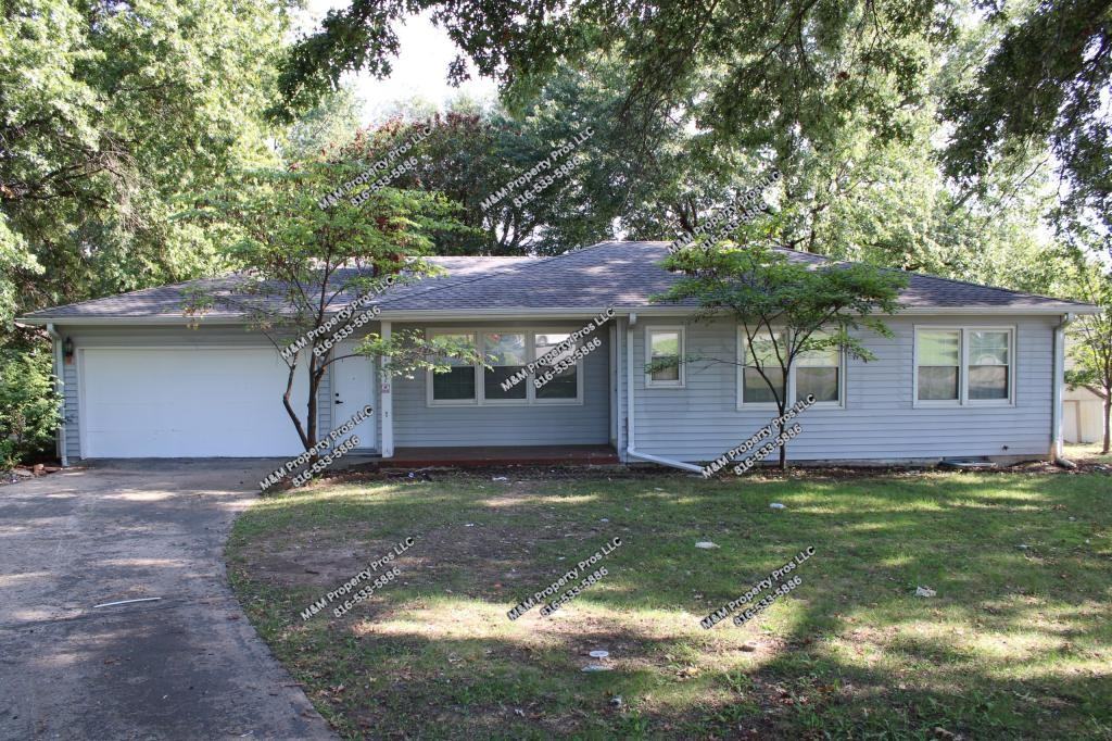 11301 E 47th St - Photo 2 of 22