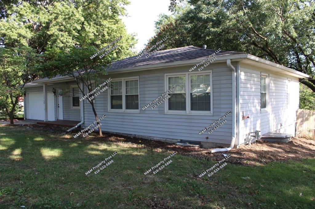 11301 E 47th St - Photo 3 of 22