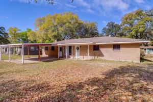 featured image of 911 Brown St