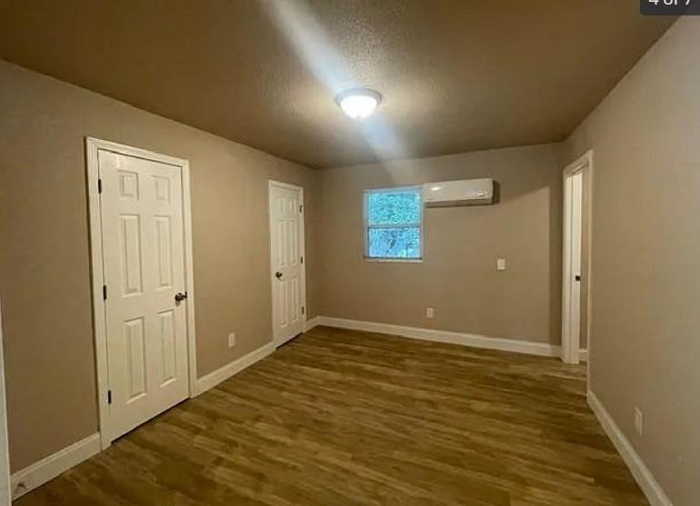 731 N Davis Dr - Photo 4 of 6