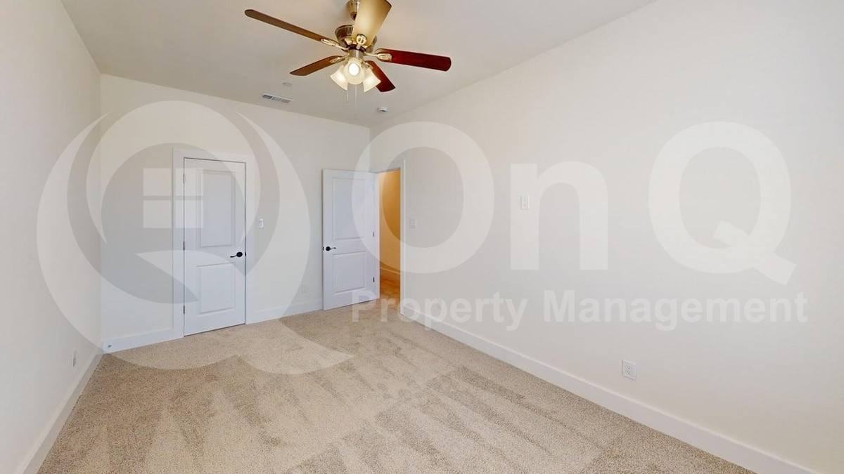 353 Buck Ridge Dr - Photo 2 of 10