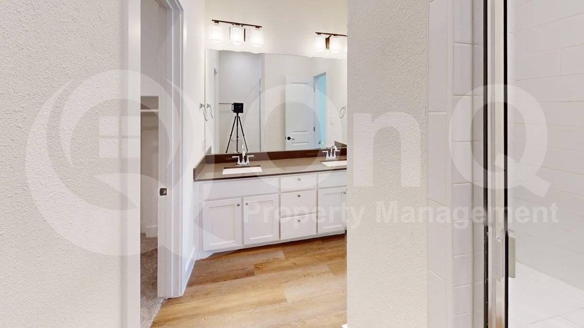 353 Buck Ridge Dr - Photo 7 of 10