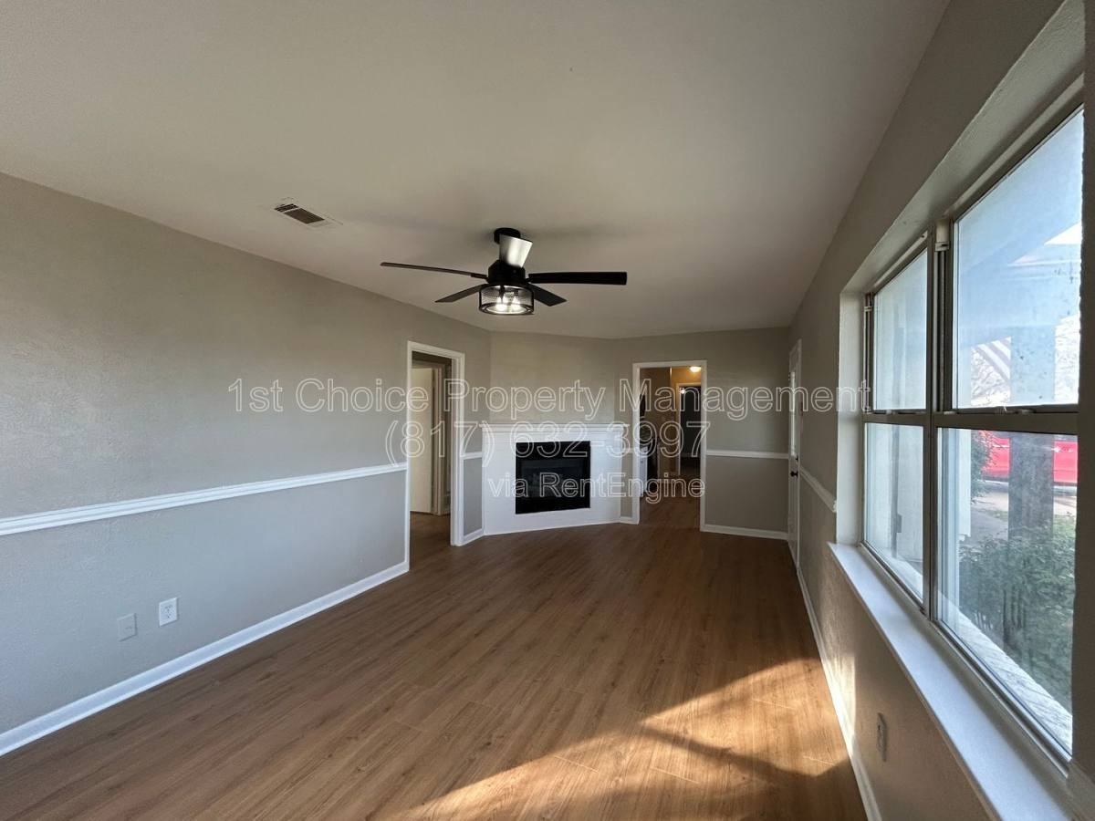 5929 Gayle Dr - Photo 6 of 10