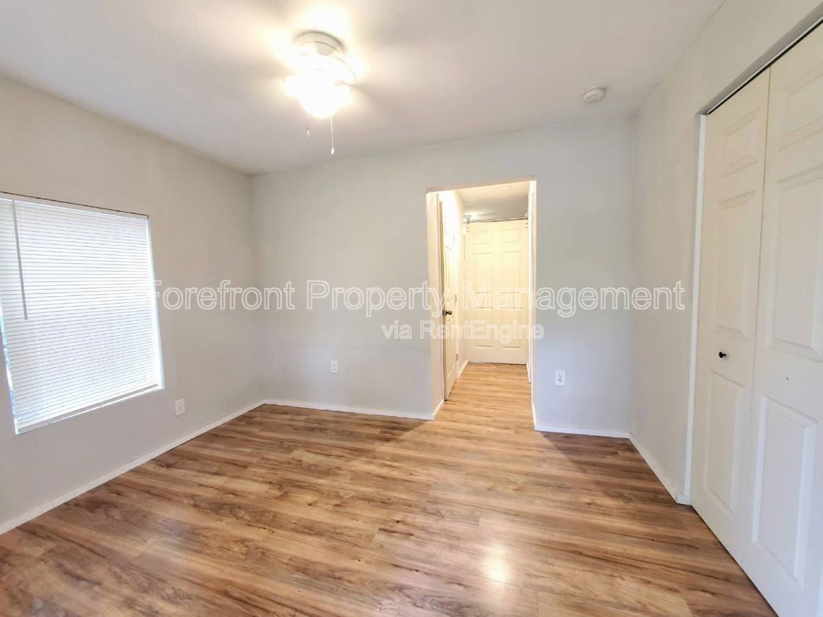 3112 W Salinas St - Photo 4 of 10