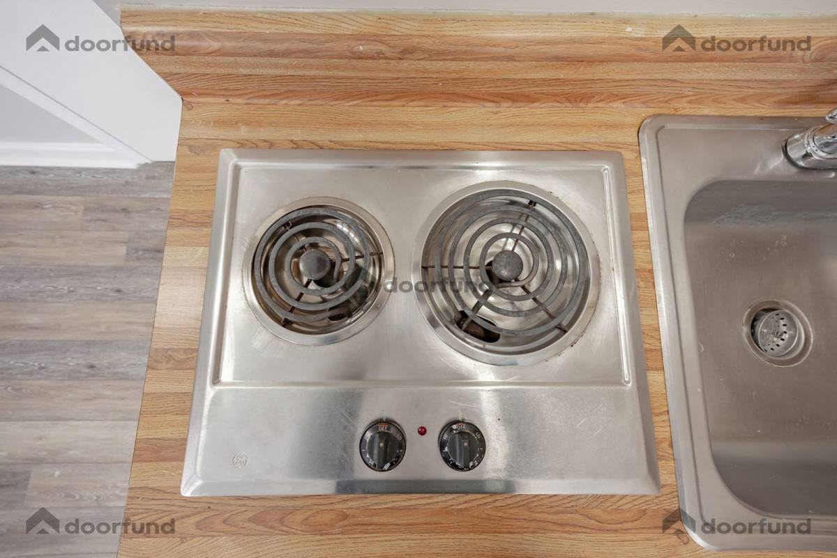 7 Crescent St #4 - Photo 4 of 10