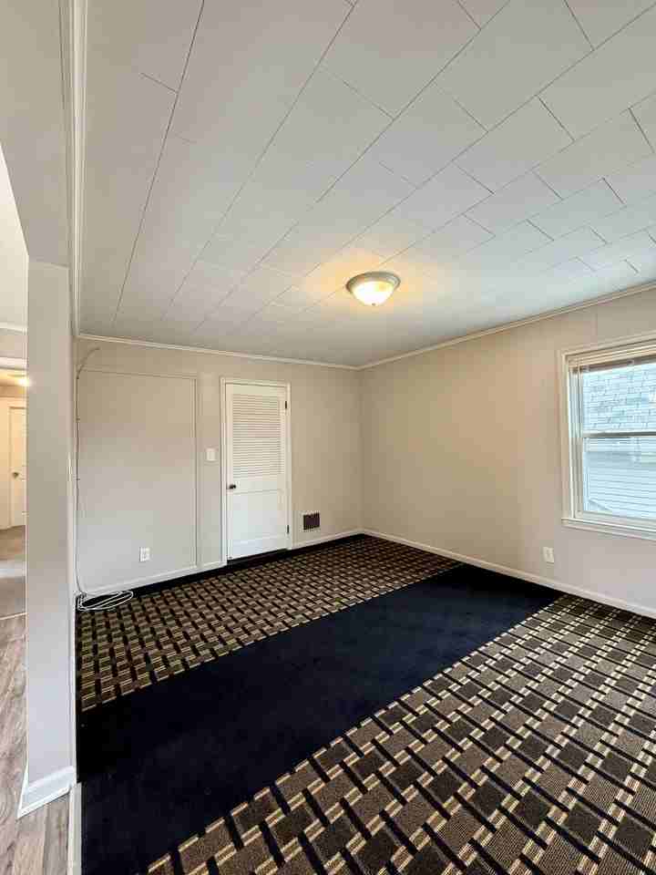 82 Poplar St #2 - Photo 2 of 12