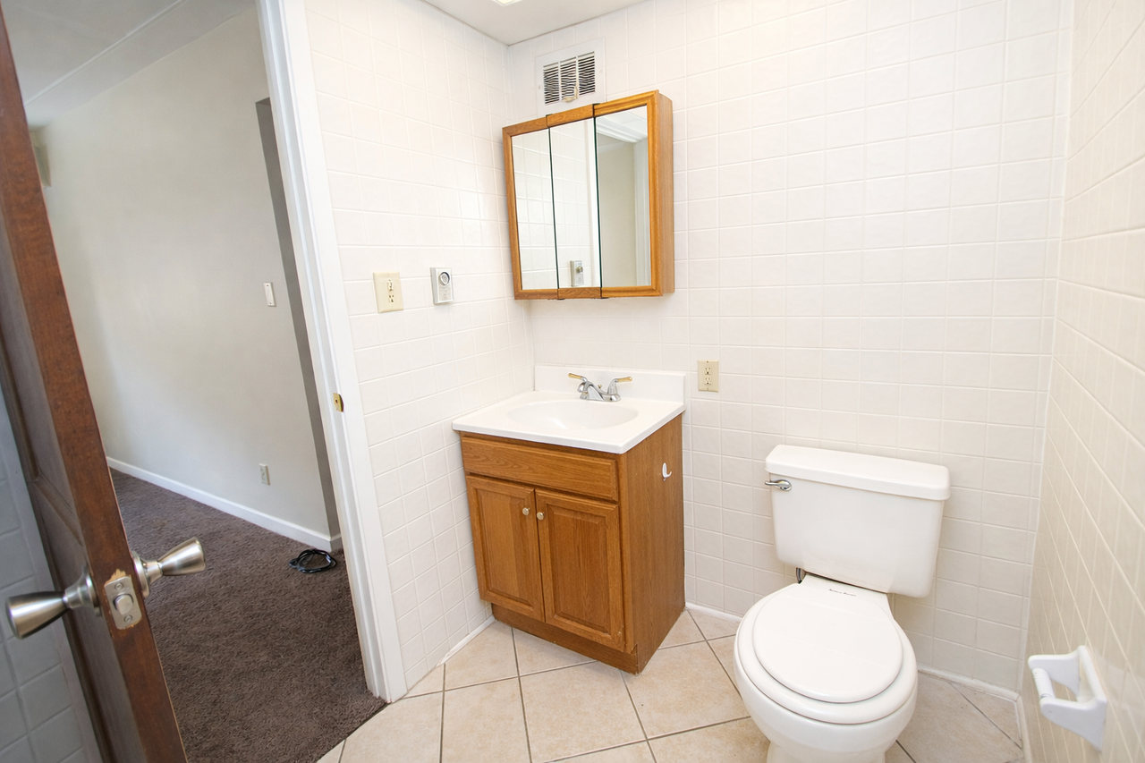 325 N Craig St #305A - Photo 6 of 8