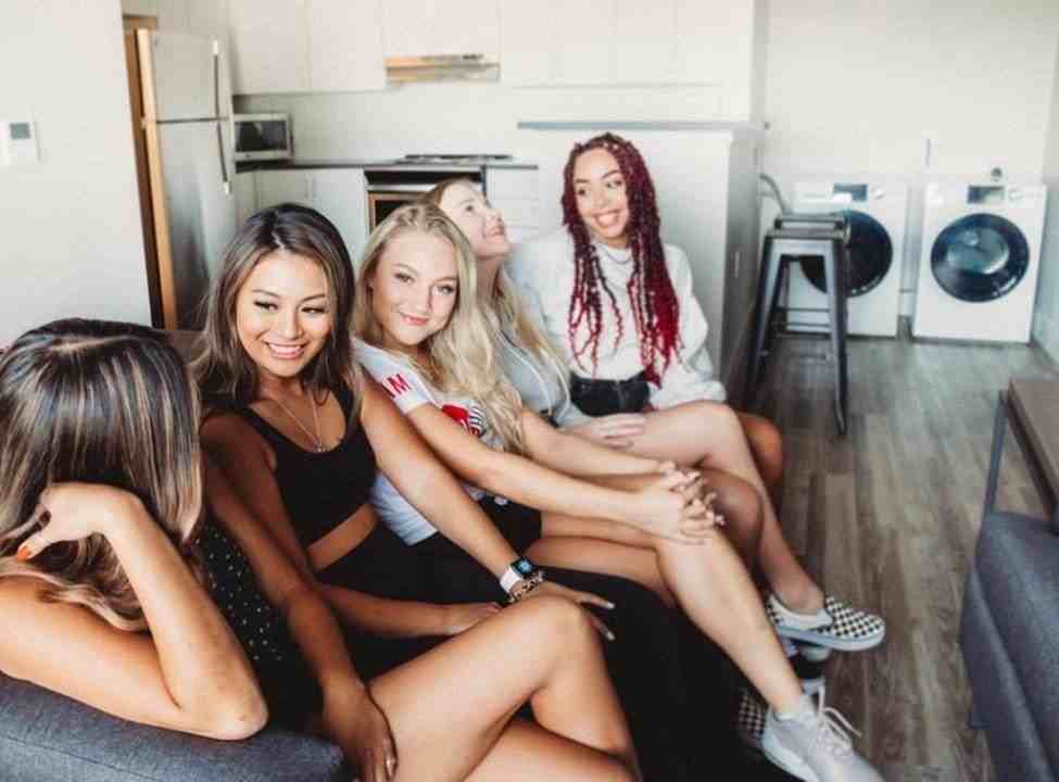 Coug Housing - Photo 4 of 49